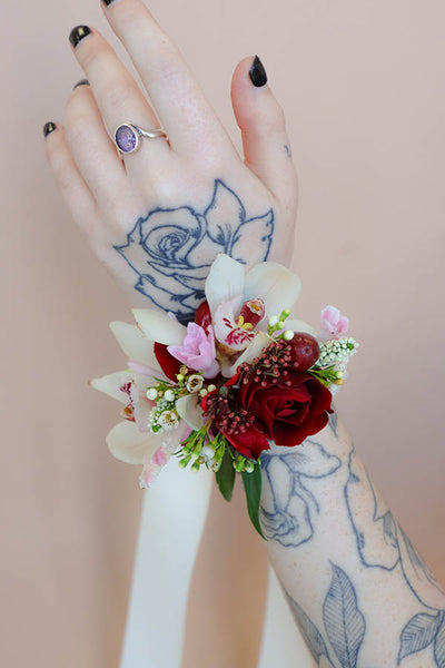 white and red corsage; white and burgundy wrist corsage; flower corsage ottawa