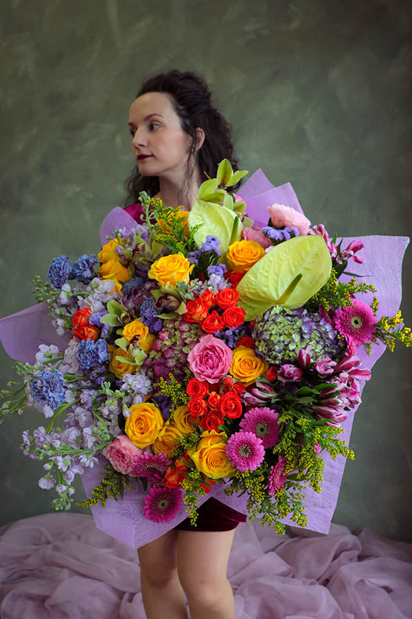 garden bouquet ottawa; flower delivery; huge flowers; luxurious bouquet