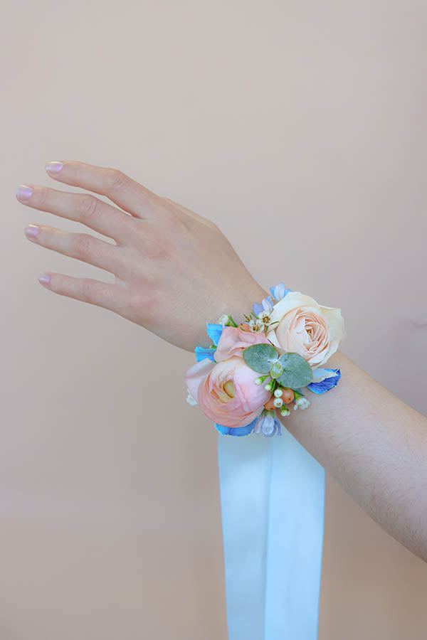 gentle corsage; corsage for prom; blue corsage; ottawa florist