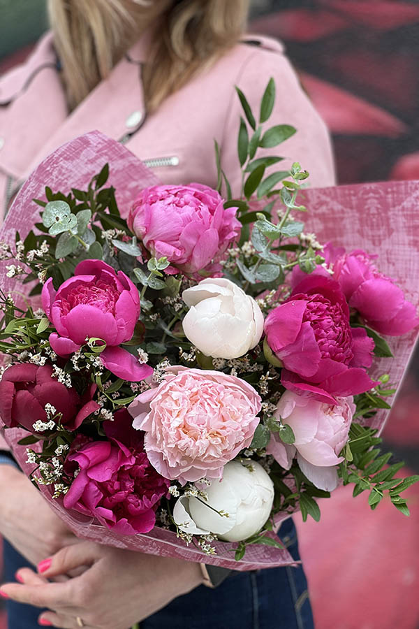 peonies ottawa; peony bouquet; buy peonies ottawa; peony