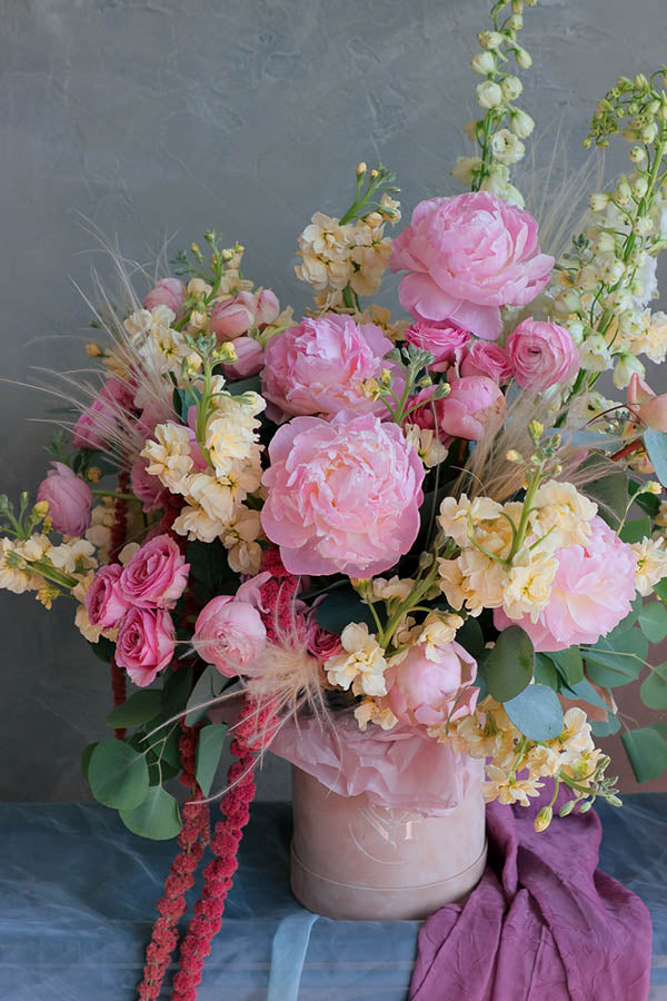 Dreamy Delight Flower Box
