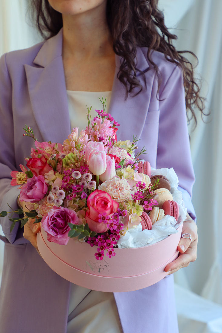 Pink Flower Macaron Box