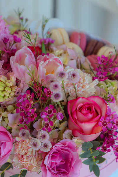 Pink Flower Macaron Box