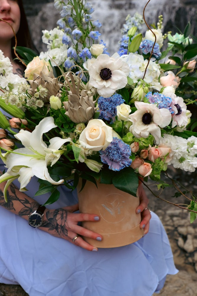 white and blue flowers; grand bouquet; flowers in a box; elegant flowers; ottawa florist