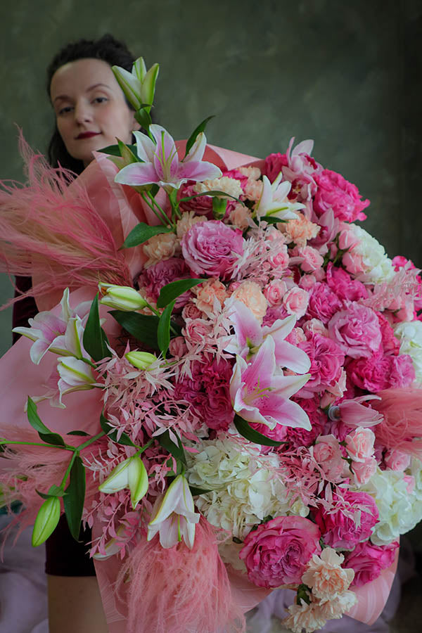 Blush Grandeur Bouquet