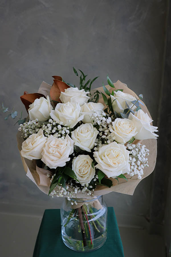 Elegant White Roses