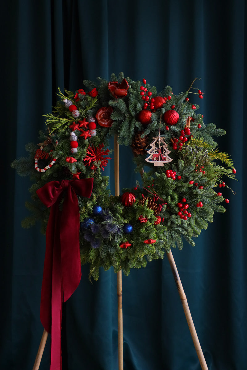 27" Grand Magic Wreath