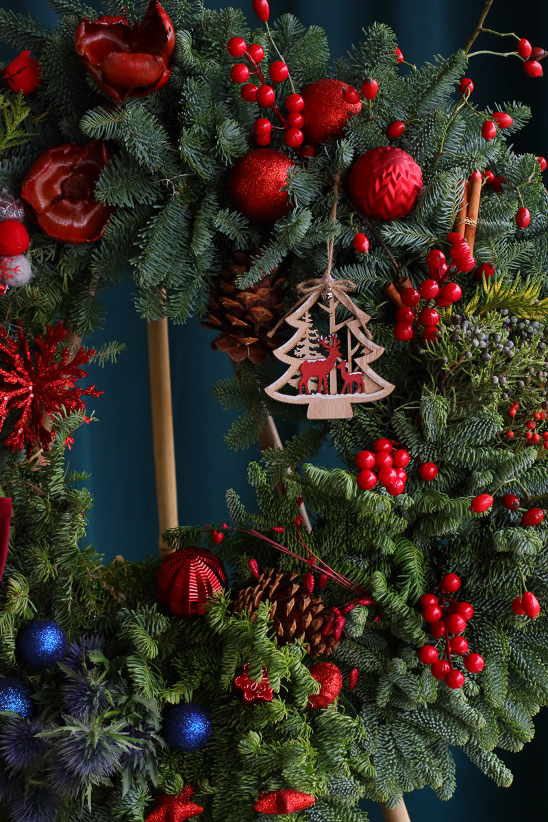 27" Grand Magic Wreath