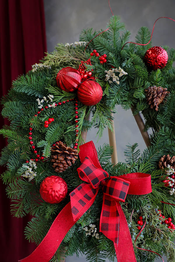 21" Canadian Winter Wreath