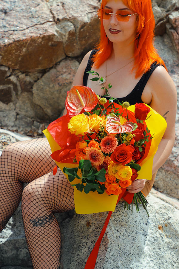 Leo Zodiac Birthday Flowers