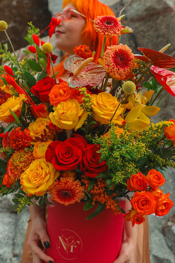 Leo Zodiac Birthday Flowers