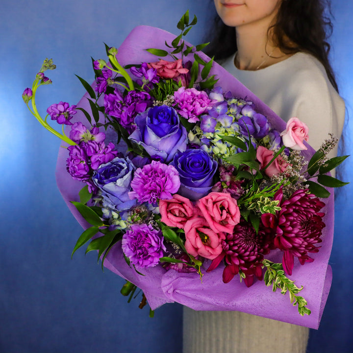 purple bouquet; romantic lowers; beautiful flower bouquet; flowers for delivery 