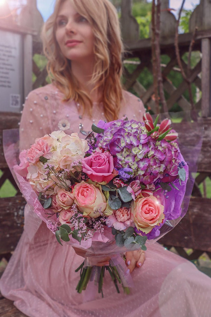 libra zodiac flower bouquet; birthday bouquet; birthday flowers; zodiac flowers; libra sign flowers; libra gift birthday