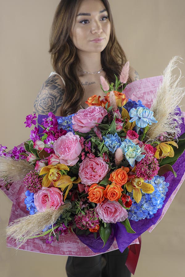 gorgeous garden flowers; flower bouquet; otatwa florist